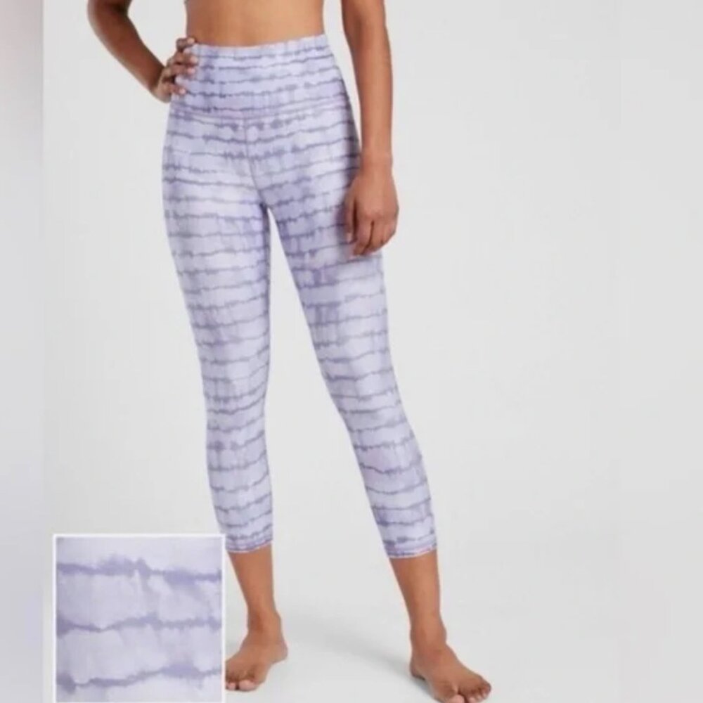Athleta Elation Printed Capri Tight, Tahiti Dusk Purple XXS (#210)